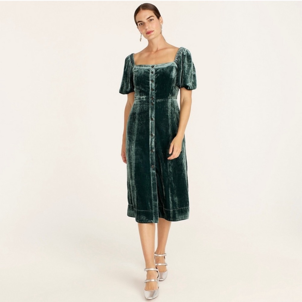 Jcrew- size 4, puff sleeve, midi, dark green, velvet Holiday dress. Like new